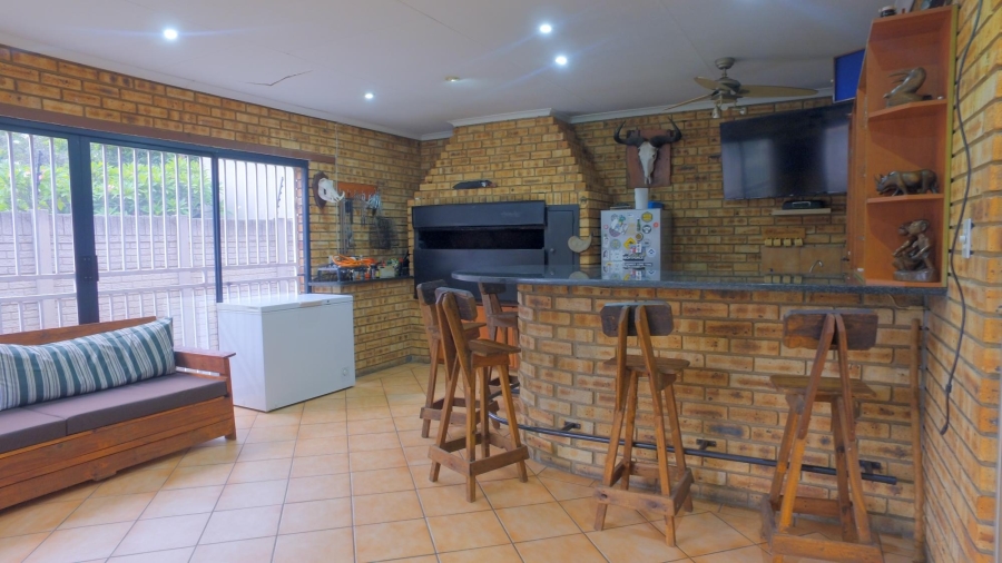 3 Bedroom Property for Sale in Bodorp North West